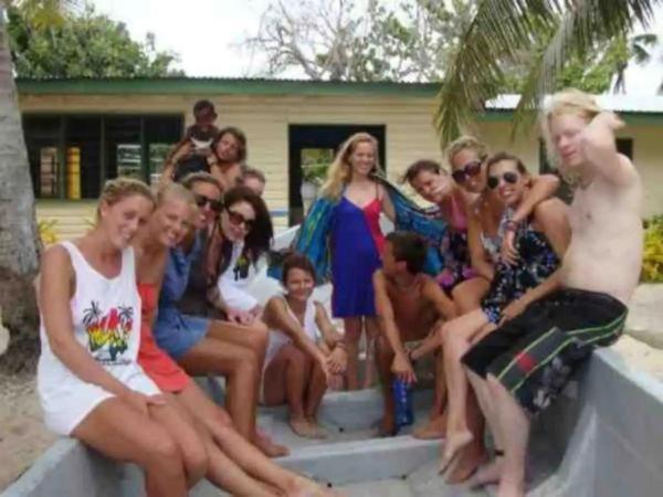 Mana Lagoon Backpackers Bagian luar foto
